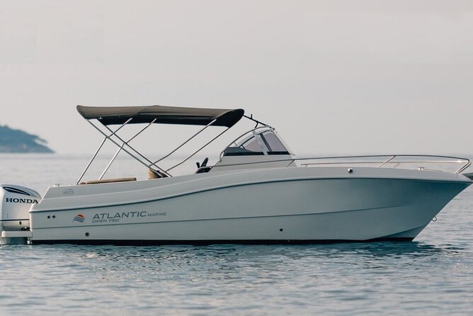 4h trip from Dubrovnik to the Elafiti islands with Atlantic 750 - Loren and Dominik: how this stays personal (not just scenic)