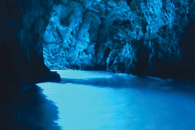 Blue Cave and caves Discovery Dubrovnik - Group Tour by Boat - Quick hits