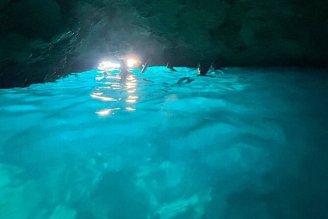 Blue Cave and Green Caves Boat Tour - Drinks and the “small group” effect on comfort