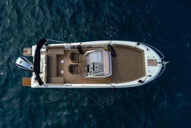 Blue Cave Boat Tour in Dubrovnik - What’s Included Onboard: Gear, Drinks, and the Guide Factor