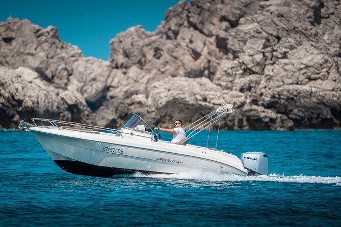 BLUE CAVE & ELAPHITI ISLANDS 4 HOURS ALL INCLUSIVE boat tour - Price and value: what $473.17 covers for up to 7