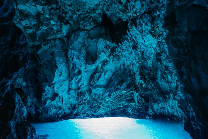 Blue Cave Small-Group Boat Tour from Dubrovnik - Snorkeling gear and what to bring (and what to skip)