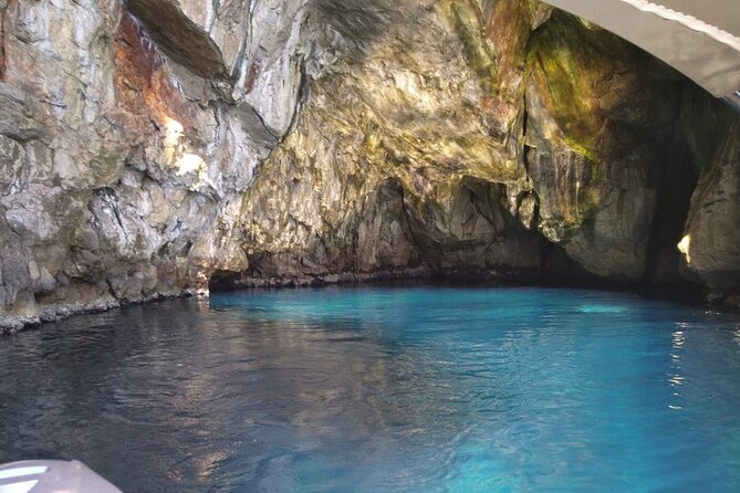Blue cave tour - 4 caves and sandy beach - Why this Blue Cave tour makes sense for Dubrovnik timing