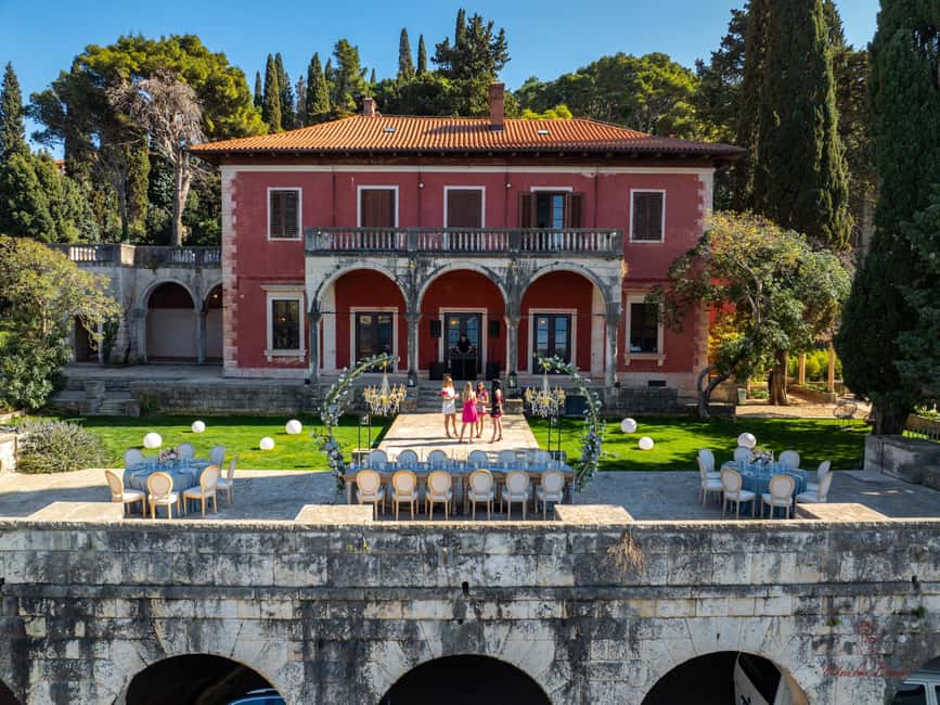 Cavtat: Banac Gallery Entrance & Sparkling Wine - Cavtat Views + Kutjevo Sparkling Wine After the Art