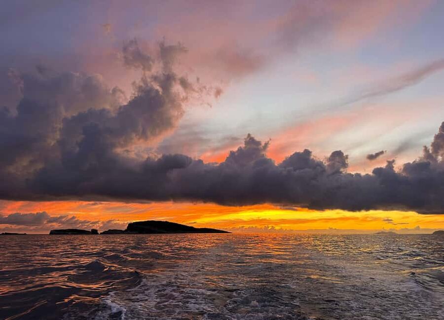 Cavtat/Mlini: Luxury Sunset Cruise w/ Cold Platter & Wine - The Route: From Cavtat Pass-By to Mrkan Island Photo Stop