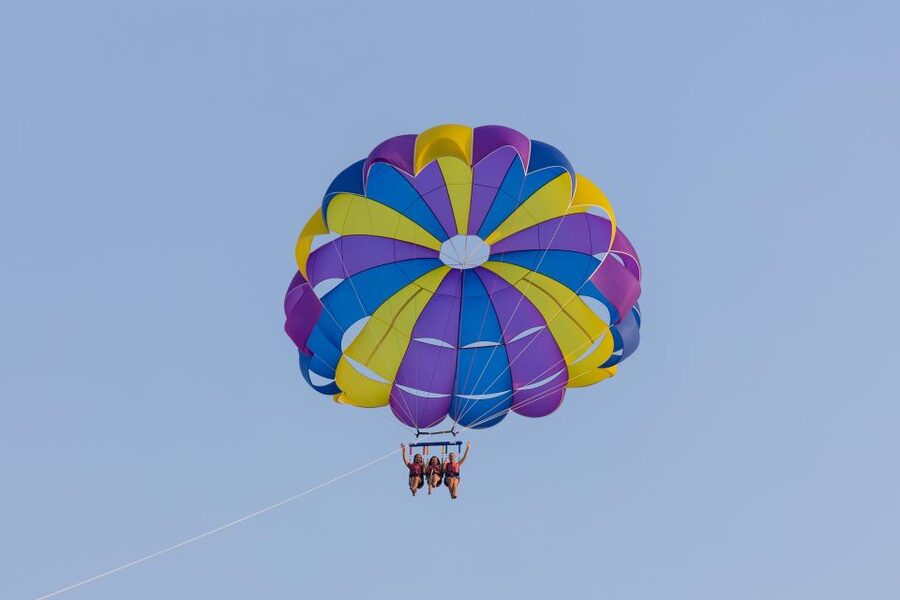 Cavtat: Parasailing - Time on the Water: What the 1-Hour Duration Really Means