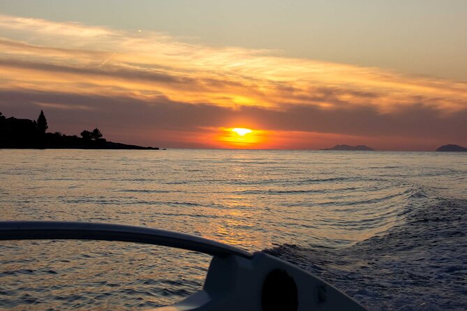 Cavtat Sunset Escape Romantic Cruise and Free Flowing Drinks - Cavtat Sunset Views From the Deck: Why This Hour Matters