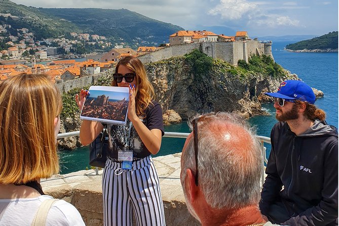 Complete Game of Thrones Experience in Dubrovnik - Meeting at Pile Square: Find the Targaryen Umbrella