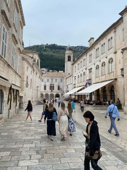 Discover the Old Town of Dubrovnik - The Rector’s Palace Area, Old Neighborhoods, and the Port Exit