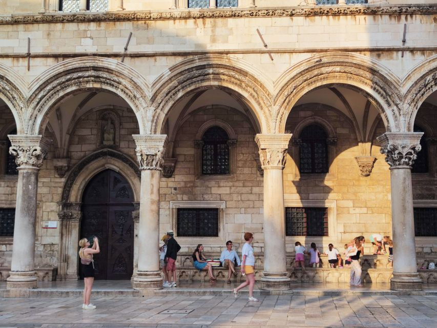 Dubrovnik: 2h Old Town Private Guided Tour - Food, wine, and photo tips from your guide (the part you’ll thank yourself for later)