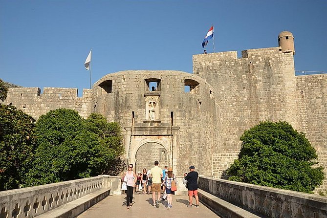 Dubrovnik Above Beyond, Srdj drive & guided Old Town PRIVATE SHORE EXCURSION - Mount Srd viewpoints: the classic angle over Old Town