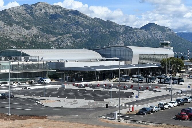 Dubrovnik airport to Dubrovnik city private transfer - Name-Sign Meet-and-Greet: The Arrival Moment That Matters