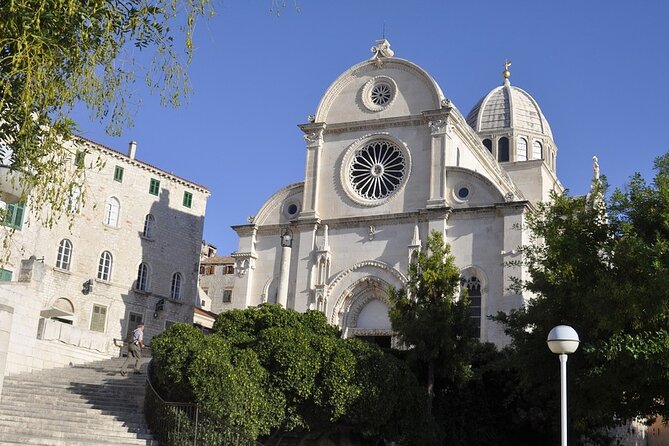 Dubrovnik Airport Transfer to Dubrovnik - The 35-minute ride: comfort, safety, and Croatian conversation