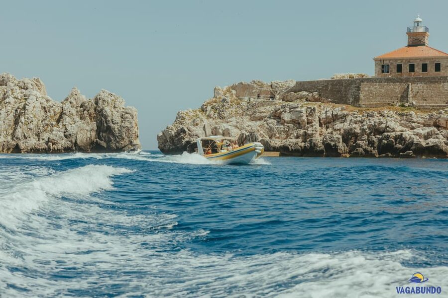 Dubrovnik: Blue Cave Afternoon Speedboat Tour with Drinks - Dubrovnik Old Town from the water: city walls, sea breeze, and quick orientation