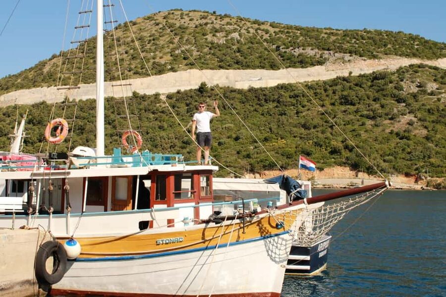Dubrovnik: Blue Cave & Elaphiti Islands Full-Day Boat Tour - What to Pack for Blue Cave and Island Walks
