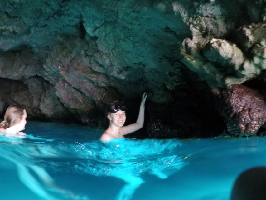 Dubrovnik: Blue Cave & Sunj Beach Boat Tour with Drinks - What You’re Really Paying For: Caves, Swimming, and Drinks