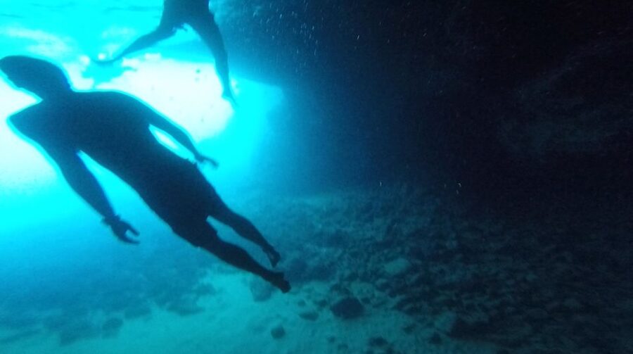 Dubrovnik: Blue Cave & Sunj Beach Boat Tour with Drinks - Drinks, Gear, and the Safety Routine That Makes It Work
