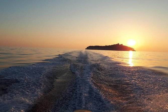 Dubrovnik boat mixed fun tour - Lopud and Šunj Beach: Sand Time After the Lines
