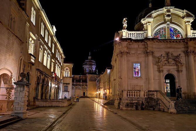 Dubrovnik By Night Walking Tour - Amerling Fontana to Pile Gate: the map moment matters