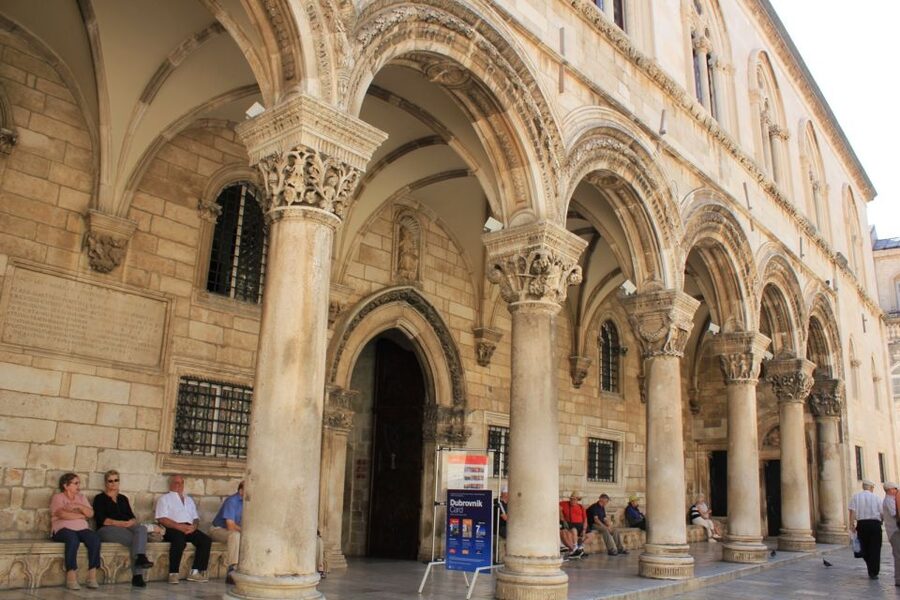 Dubrovnik: Cable Car, Walking Tour and City Walls Combo - Price and value: what $91 buys you (and why it’s not just “a ticket”)