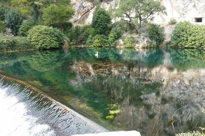 Dubrovnik City Tour: Panorama Drive & Sightseeing Walk - The small Old Town stops that add up (fountain to harbor)