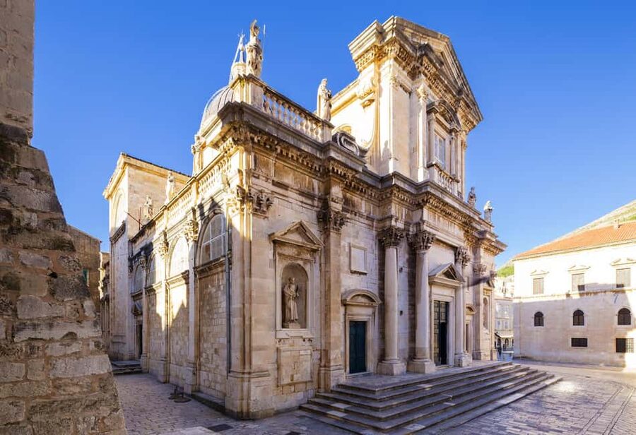 Dubrovnik: City Walls, Old Town Walking Tour & Adriatic View - From Nautika Restaurant to Pile Gate: start where the city starts