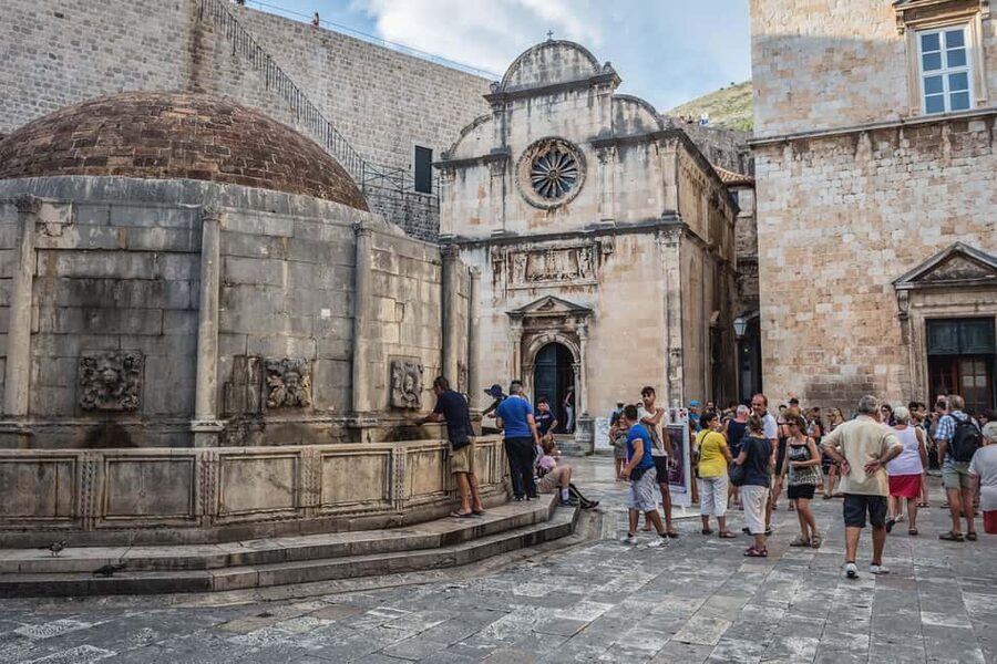 Dubrovnik: City Walls, Old Town Walking Tour & Adriatic View - Price and ticket choices: $27 plus how you handle the Walls