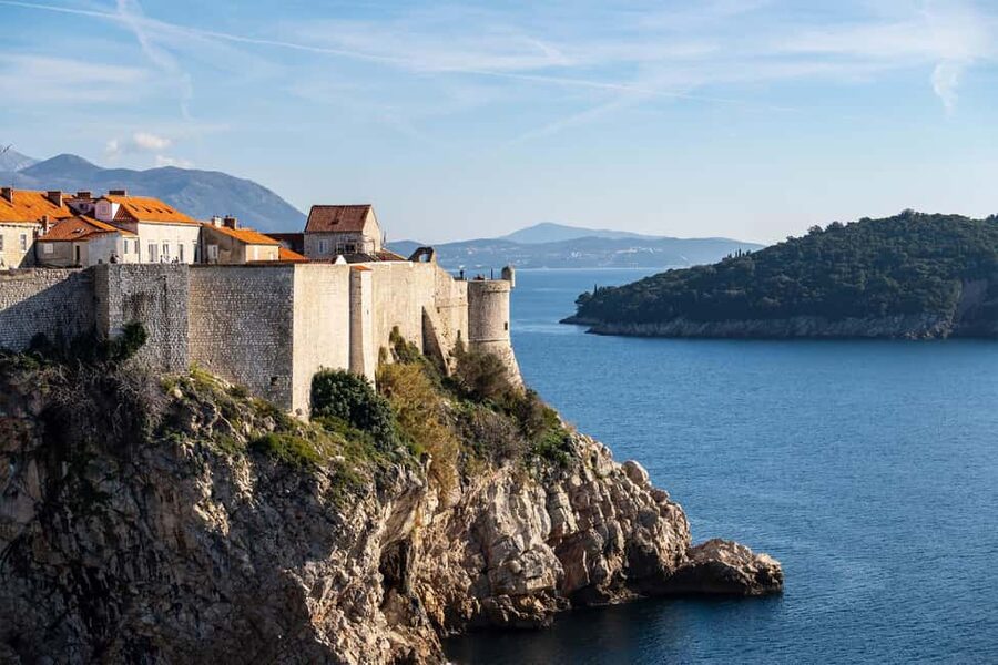 Dubrovnik: City Walls, Old Town Walking Tour & Adriatic View - What you’ll learn and why the guide matters on this route
