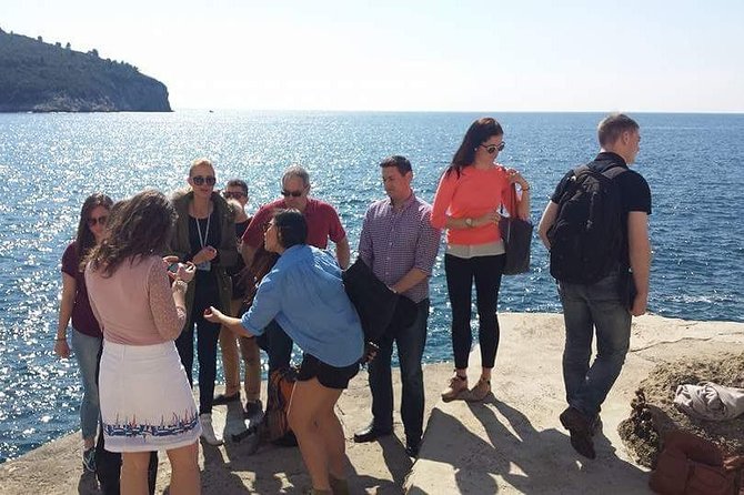Dubrovnik City Walls Sunset Guided Tour - Amerling Fontana Stop: Getting Oriented Before the Climb