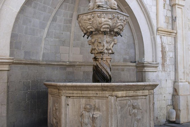 Dubrovnik Discovery Old Town Walking Tour - Stradun, palaces, and the power centers you can actually picture