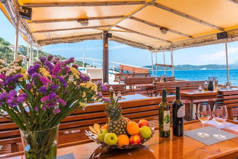 Dubrovnik: Elaphite Islands Cruise with Drinks/Lunch Options - Šipan’s mix of guided info and personal free time