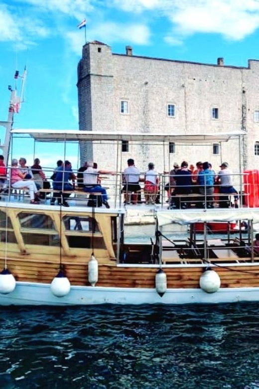 Dubrovnik: Elaphiti Islands Boat Cruise with Lunch & Drinks - Key Things You’ll Notice Right Away