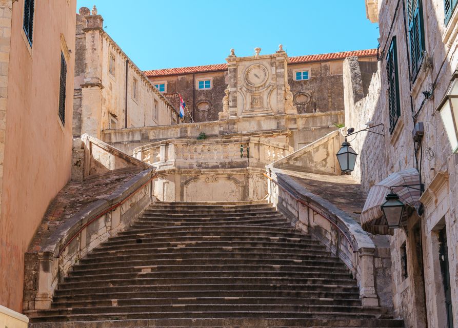 Dubrovnik: Epic Game of Thrones Tour + Lokrum & Saver Option - Fort Lovrijenac for the Red Keep: Worth the Steps in the Signature Option