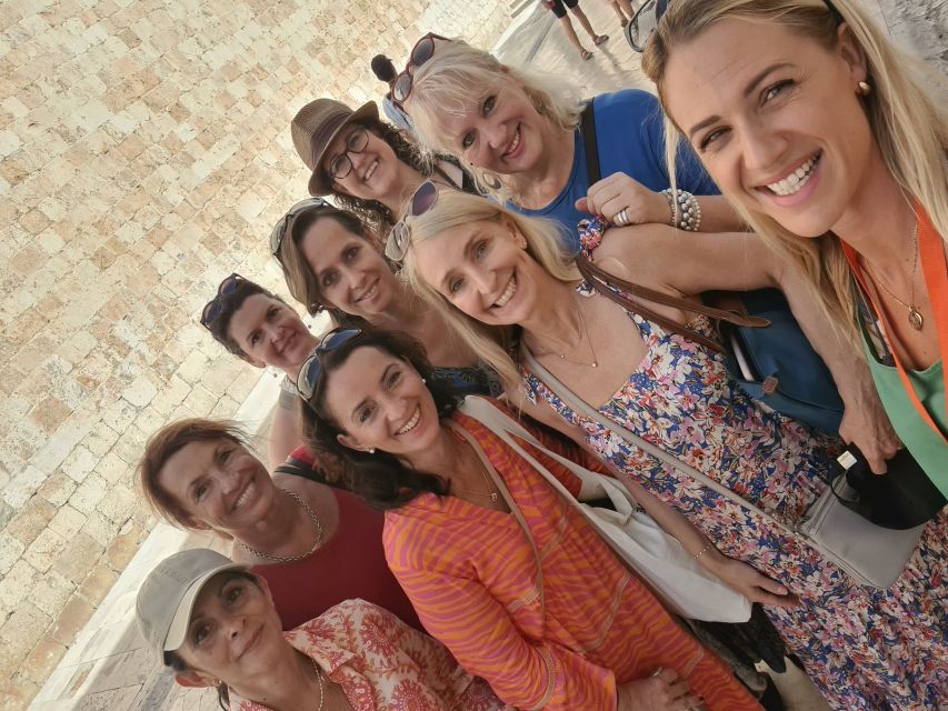 Dubrovnik: Explore Dubrovnik Old Town Walking Tour - Accessibility and Languages (So You Can Plan Confidently)