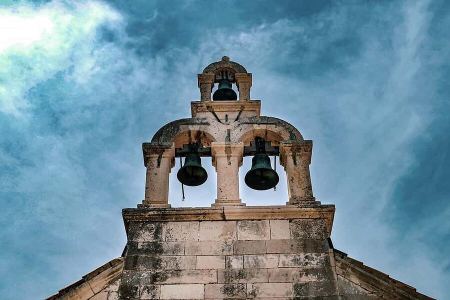 Dubrovnik for Kids: A Playful Family Walking Tour Experience - Exploring where local children still play (and why it matters)