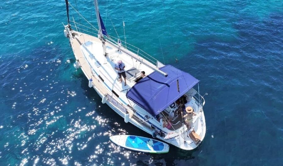 Dubrovnik : Full Day Group Boat Tour to Elaphiti & Blue Cave - Onboard setup: Bavaria 40 comfort for a full day