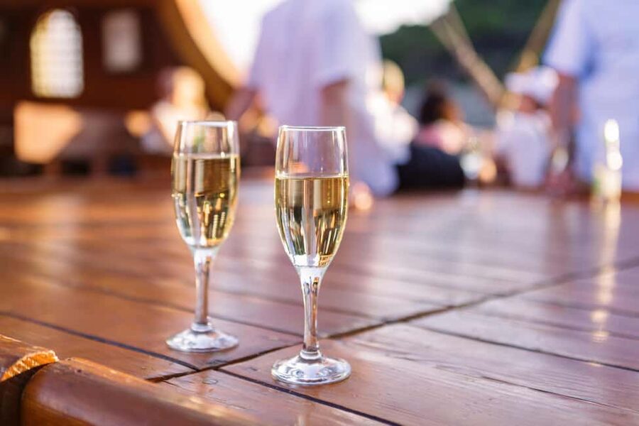 Dubrovnik: Galleon Sunset Cruise with a Live Guide & Drink - Timing and logistics that actually matter