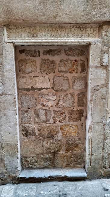 Dubrovnik: Game of Thrones and History Small Group Tour - Stradun’s Main Street Moment: The Spine of Both Dubrovnik and King’s Landing