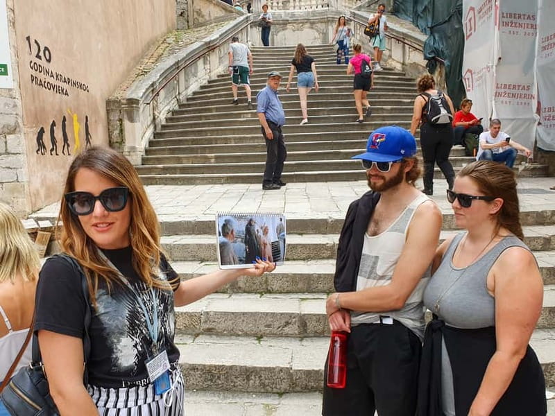 Dubrovnik: Game of Thrones And Iron Throne Walking Tour - Pile Square start: how to find your guide quickly