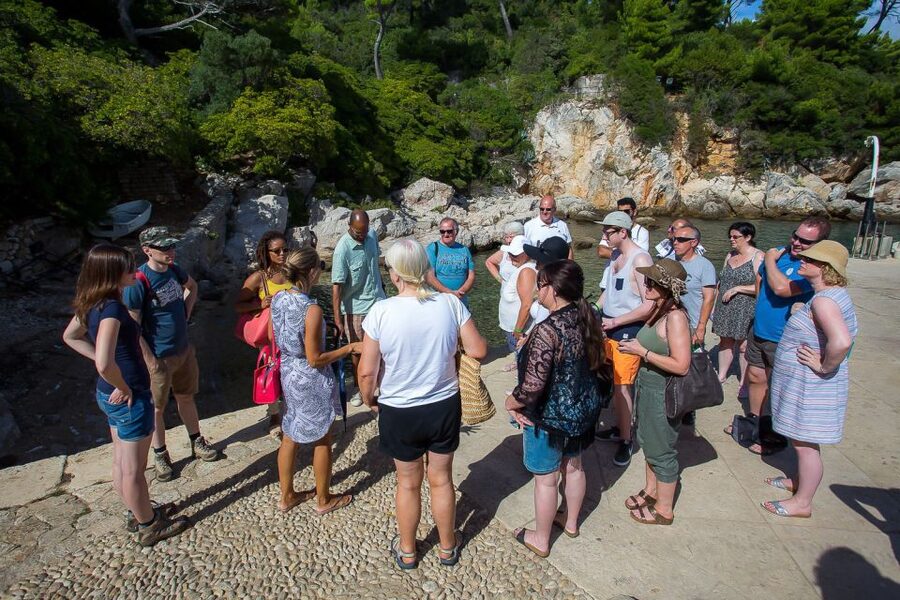 Dubrovnik: Game of Thrones&Lokrum Island Walking Tour - Rector’s Palace and Old Port: Blackwater Bay-Style Viewpoints