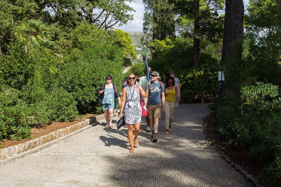 Dubrovnik: Game of Thrones&Lokrum Island Walking Tour - Ferry to Lokrum: The Short Ride That Changes the Mood