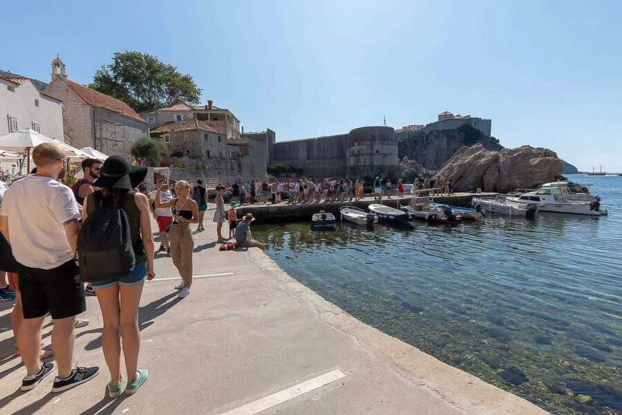Dubrovnik: Game of Thrones&Lokrum Island Walking Tour - The Iron Throne Photo Stop: Worth the Wait, Worth the Pose