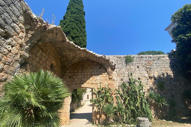 Dubrovnik Game Of Thrones self-guided tour with mobile app - West Harbour start: forts, harbor views, and the gate idea