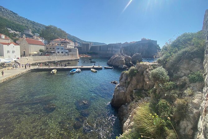 Dubrovnik Game Of Thrones self-guided tour with mobile app - Price and value: a low-cost way to connect real streets to show moments