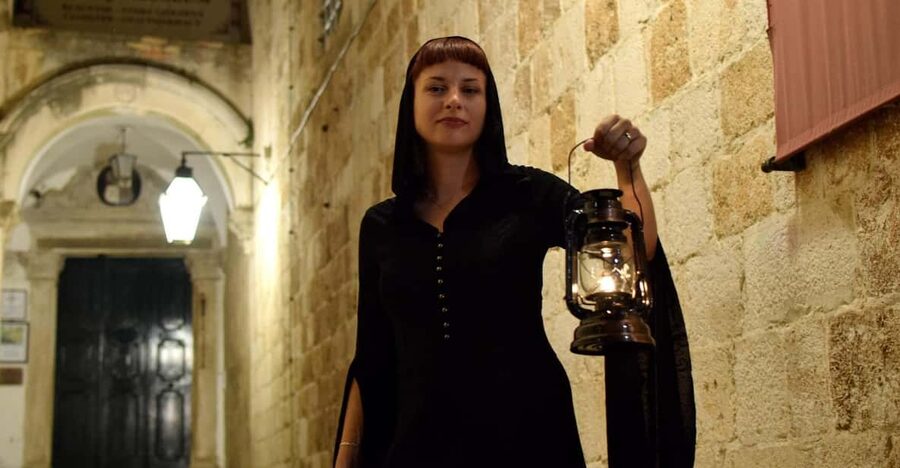 Dubrovnik: Ghosts and Mysteries Walking Tour - Boninovo cemetery at twilight: the right mood to start