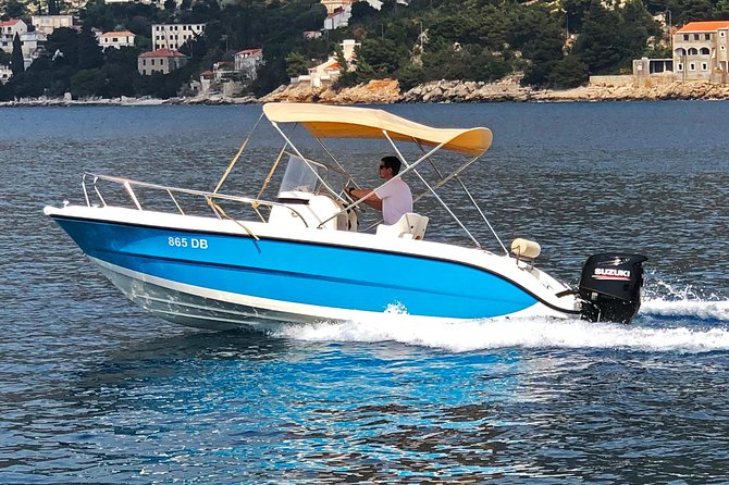 Dubrovnik: Golden Hour Sunset Cruise with Drinks - Drinks included: a real value boost (and a limitation to note)