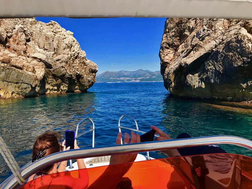 Dubrovnik: Half-Day Boat Tour to Elaphite Islands 4h - Drinks and the included value: what you actually get for the price