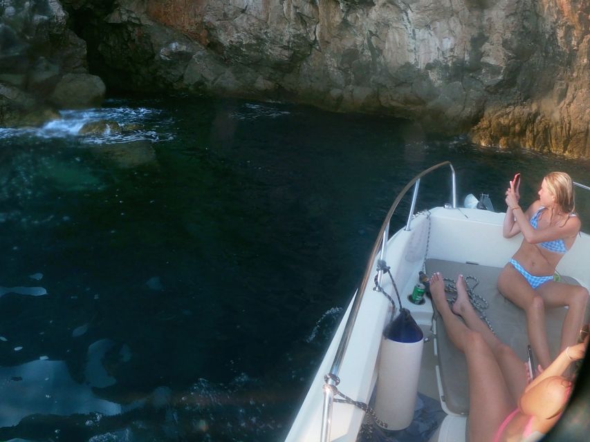 Dubrovnik: Half-Day Private Boat Trip to Elafiti Islands - Getting on Board in Gruž: Smooth Start, Private Feel