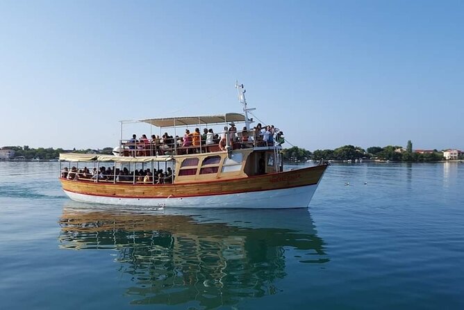 Dubrovnik Islands Boat Tour with Lunch and Unlimited Drinks - Stop 3: Šipan Island for castles and a more countryside feel