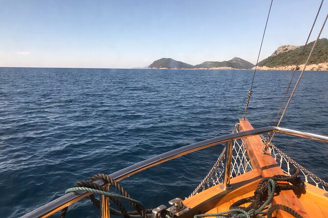 Dubrovnik Islands Private Rented Boat Cruise - Skipper matters: the difference between good and great
